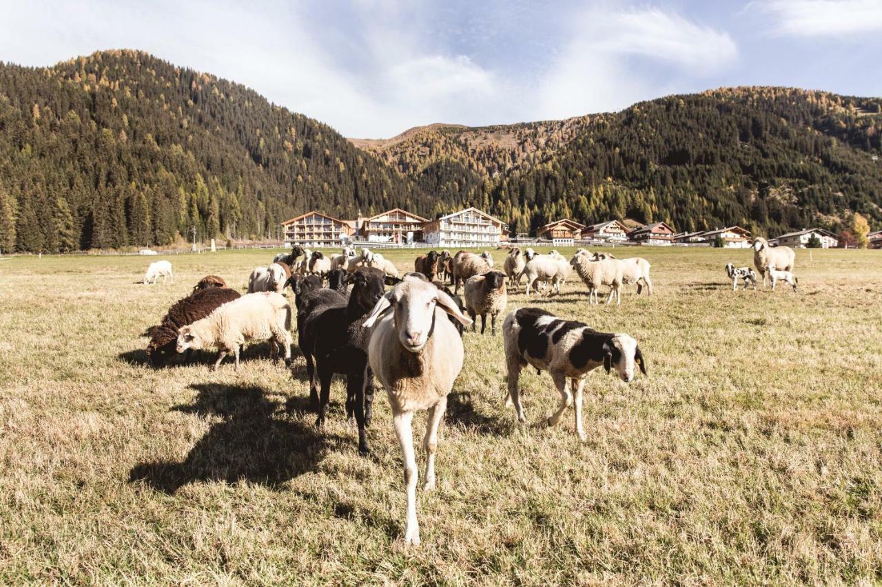 Almfamilyhotel Scherer Obertilliach Bagian luar foto